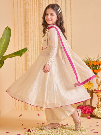 Girls Off White Silk Blend Floral Embroidery Kurta and Palazzo With Dupatta Traditional Ethnic Set