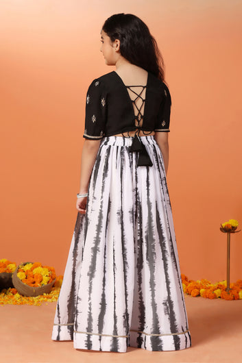 Girl's Black Georgette Tie & Dye Printed Lehenga With Embroidered Choli Set