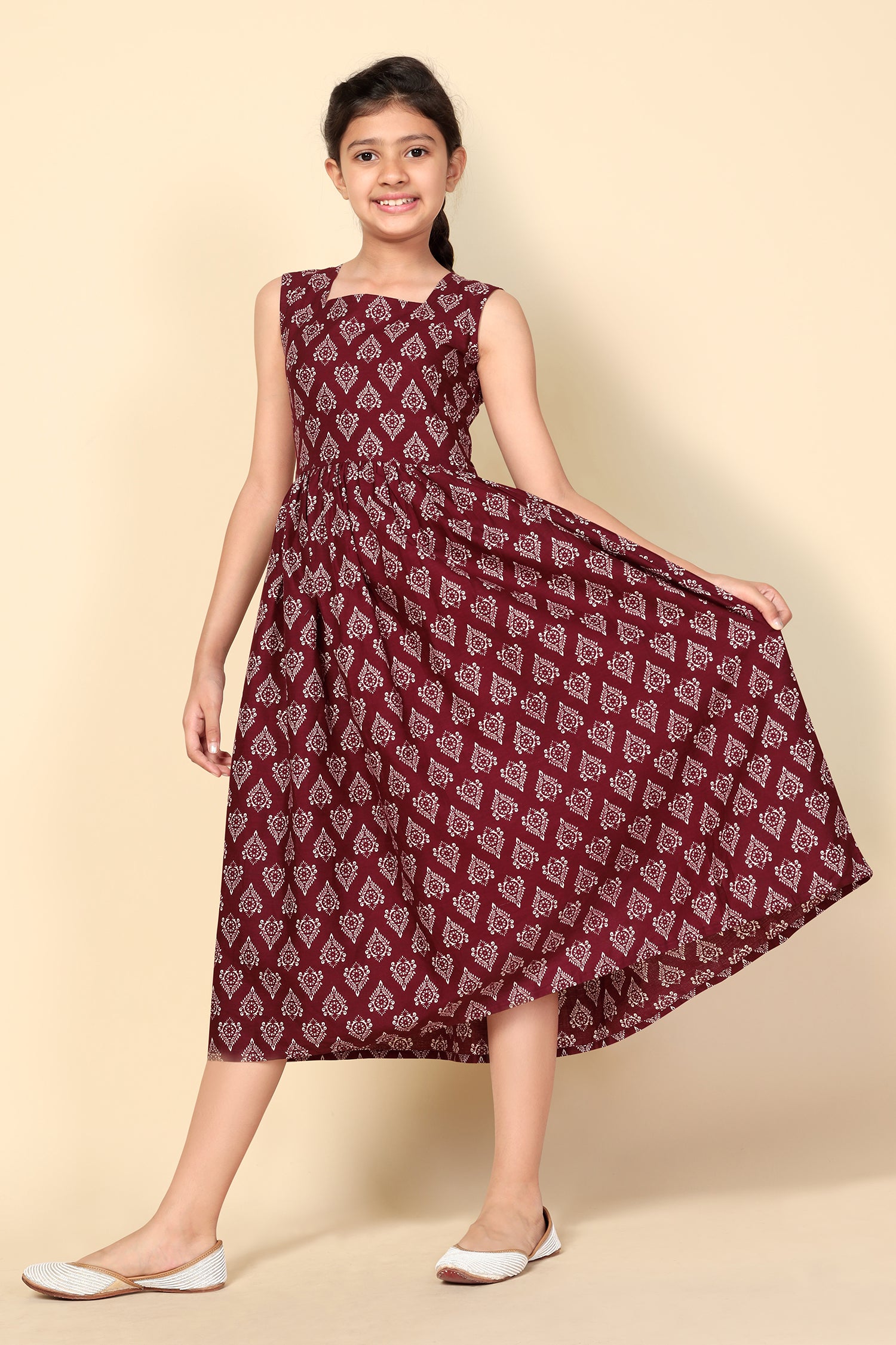 Double Shaded Twirled Gown Online | Mother Daughter Dresses Online –  www.liandli.in