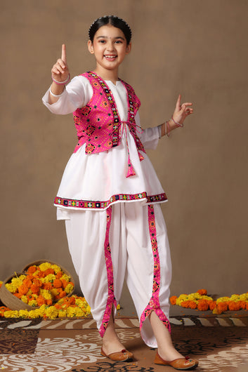 Girls Pink Cotton Blend Solid A-Line Waistcoat And Kurta With Dhoti Set