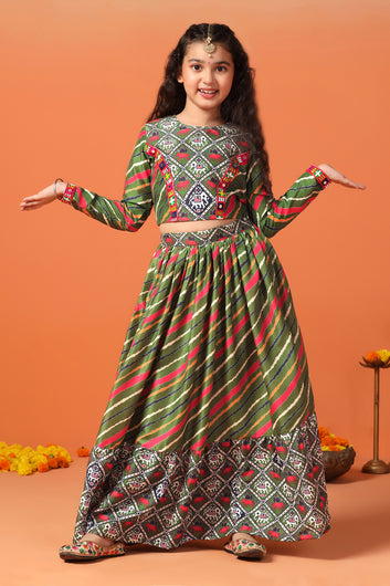 Girls Green Cotton Blend Leheriya Printed Lehenga With Choli Set