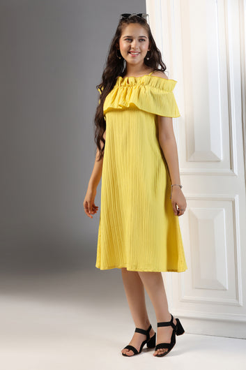 Girls Yellow Cotton Blend Solid Fit & Flare Casual Knee Length Dress