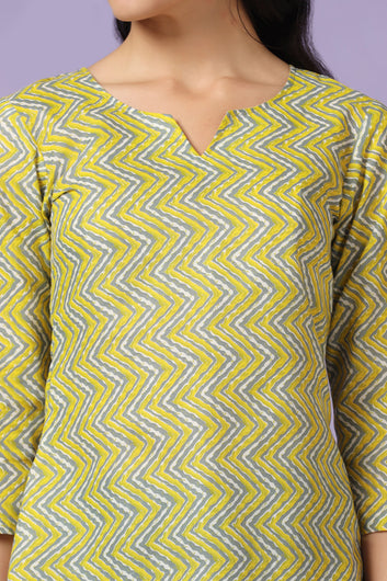 Women's Yellow Chevron Print Straight Tunic Top