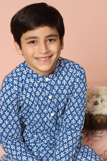 Boys Blue Cotton Printed Straight Kurta With Payjama Set