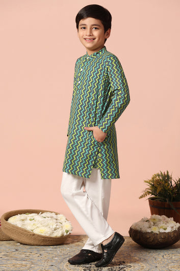 Boys Multicolour Cotton Stripe Printed Straight Kurta With Payjama Set