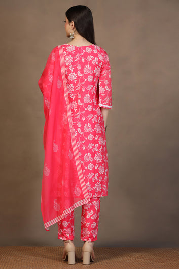 Womens Pink Cotton Blend Floral Printed Calf Length Kurta And Trouser With Dupatta Set