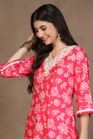 Womens Pink Cotton Blend Floral Printed Calf Length Kurta And Trouser With Dupatta Set