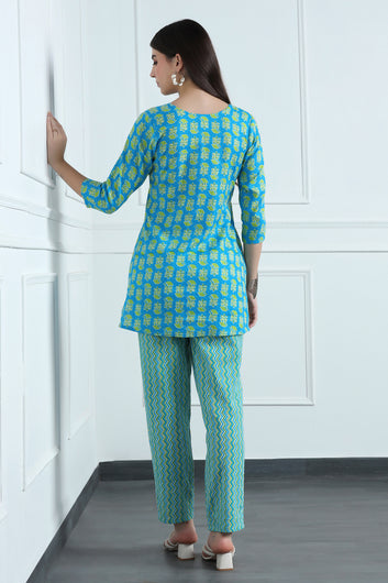 Womens Blue Cotton Blend Floral Printed Kurta With Pant Set