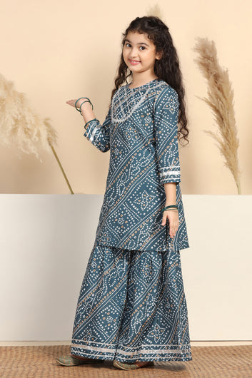 Girls Grey Cotton Blend Printed Straight Kurta With Sharara Set