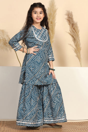 Girls Grey Cotton Blend Printed Straight Kurta With Sharara Set