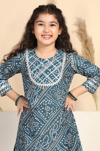 Girls Grey Cotton Blend Printed Straight Kurta With Sharara Set