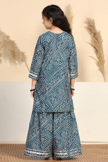 Girls Grey Cotton Blend Printed Straight Kurta With Sharara Set