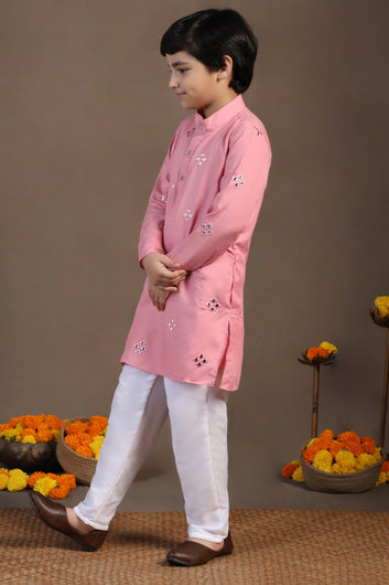 Boys Pink Cotton Blend Embroidered Straight Kurta With Payjama Set