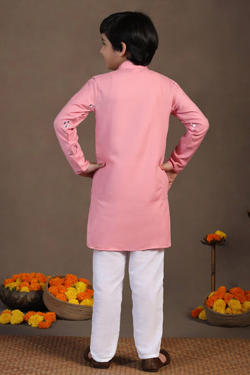 Boys Pink Cotton Blend Embroidered Straight Kurta With Payjama Set