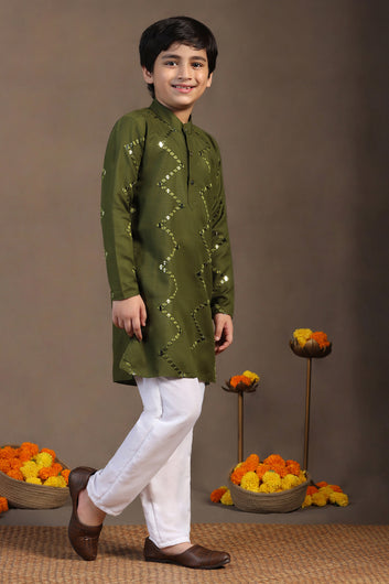 Boys Olive Cotton Blend Embroidered Straight Kurta With Payjama Set