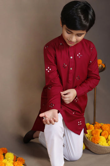 Boys Red Cotton Blend Embroidered Straight Kurta With Payjama Set