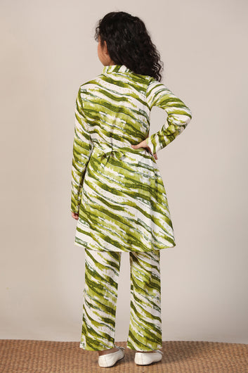 Girl's Green Reyon abstract Printed Clothing Set for Girls