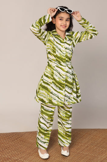 Girl's Green Reyon abstract Printed Clothing Set for Girls