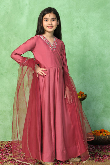 Girls Pink Cotton Blend Embroidered Fit & Flare Maxi Length Dress With Dupatta Set