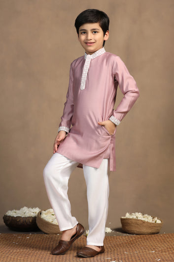 Boy's Mauve Chanderi Silk Embroidered Kurta Pajama Set