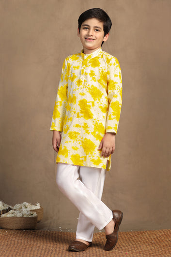 Boys Yellow Cotton Blend ColorBlocks Straight Kurta With Payjama Set