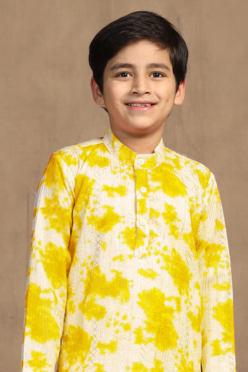 Boys Yellow Cotton Blend ColorBlocks Straight Kurta With Payjama Set