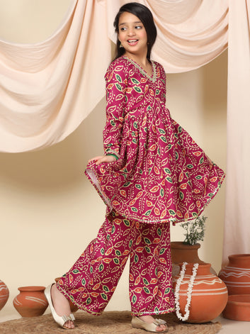 Girls Dark Pink Slub Straight Empire Waist Straight Kurta With Pant Set