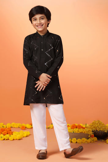 Boys Black Cotton Blend Embroidered Straight Kurta With Payjama Set