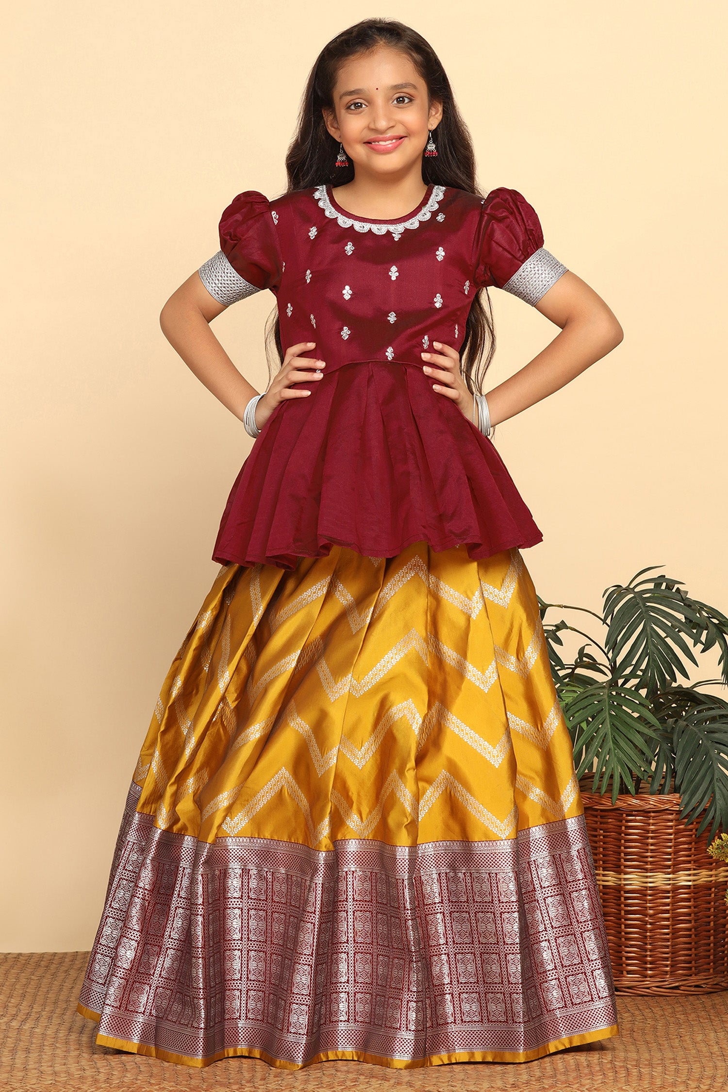 Amazon.com: CLOTH ADDA Indian Ethnic Kids Girls Lehenga Choli Dress Set  with inner Blouse, Georgette Fabric, size 2 years to 11 years: Clothing,  Shoes & Jewelry