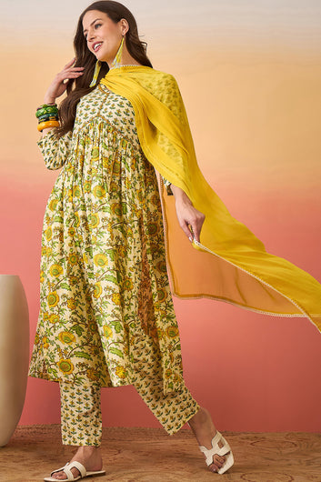 Women’s Off White Cotton Printed Kurta Pant With Dupatta Set