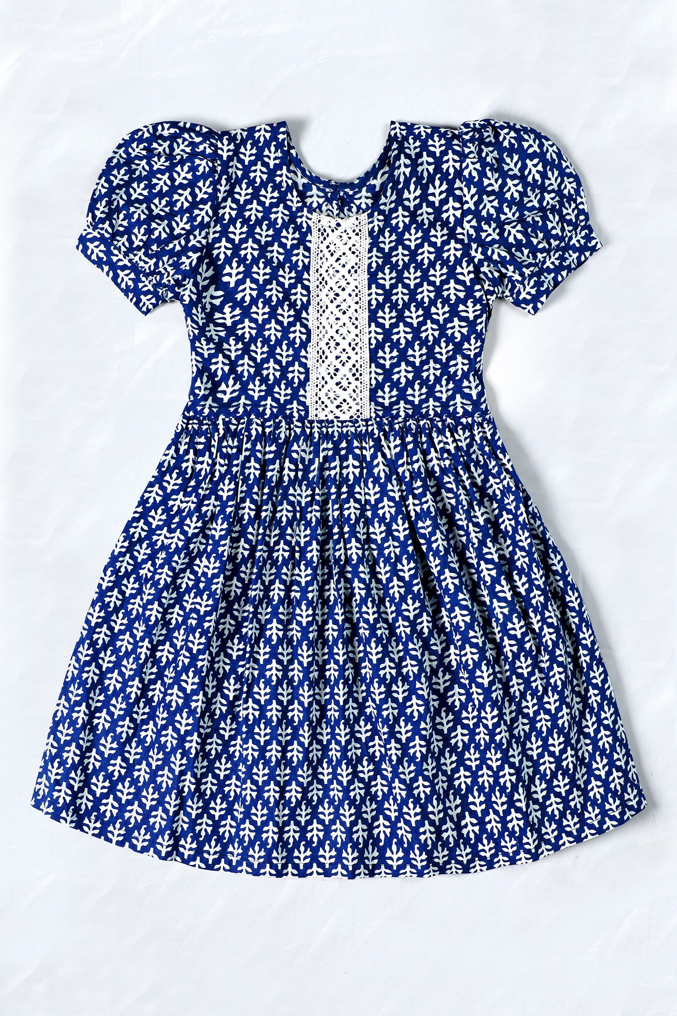 Girls Blue Cotton Blend Floral Printed Fit And Flare Knee Length Dress