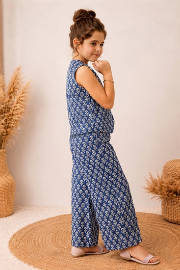 Girls Navy Blue Cotton Blend floral Print Top and Pant Set Trendy Kids Co-Ords Set