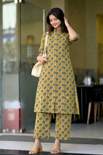 Women’s Multicolour Cotton Printed Kurta Palazzo Set