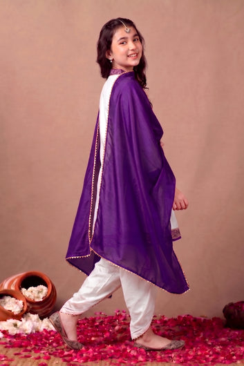 Girls Off White Roman Silk kurta Dhoti & Dupatta Set