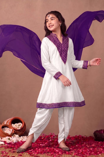 Girls Off White Roman Silk kurta Dhoti & Dupatta Set
