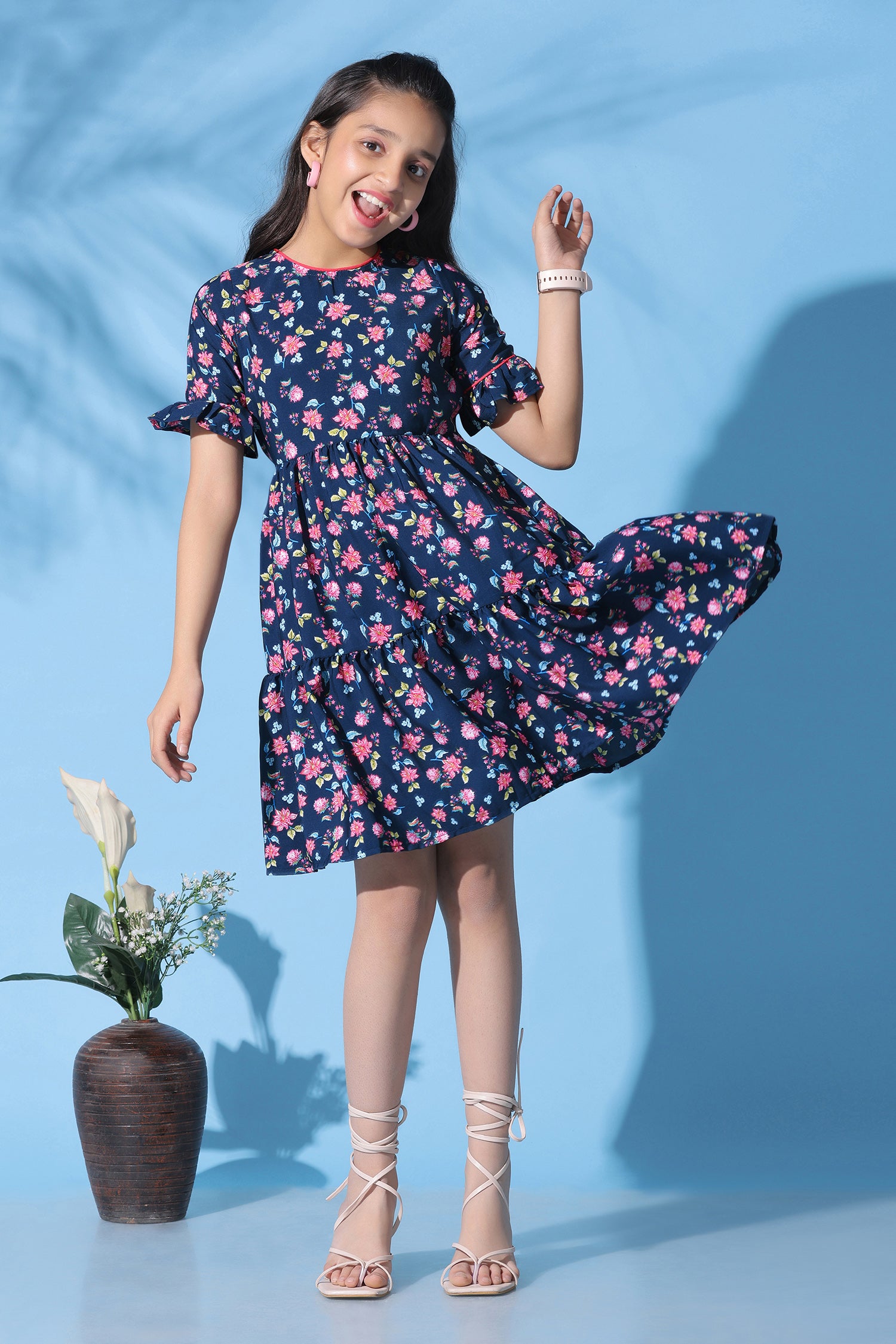 Amazon.com: NEW LOOK Sewing Pattern N6630 - Children's and Girls' Dresses,  Size: A (3-4-5-6-7-8-10-12-14) : Arts, Crafts & Sewing