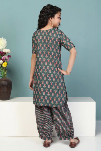 Girls Green Cotton Paisley Printed Cotton Kurta With Trouser Set