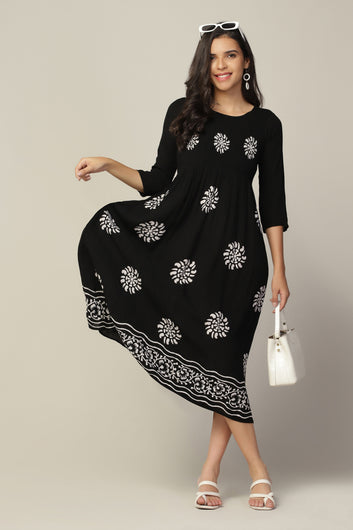 Womens Black Viscose Rayon Printed Calf Length Dress