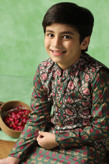 Boys Green Cotton Blend Printed Straight Kurta And Jacket With Payjama Set