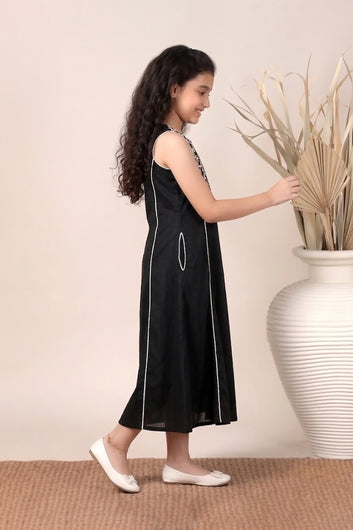 Girls Black Cotton Blend Sleeveless Embroidered Girls Stylish Trendy Dress