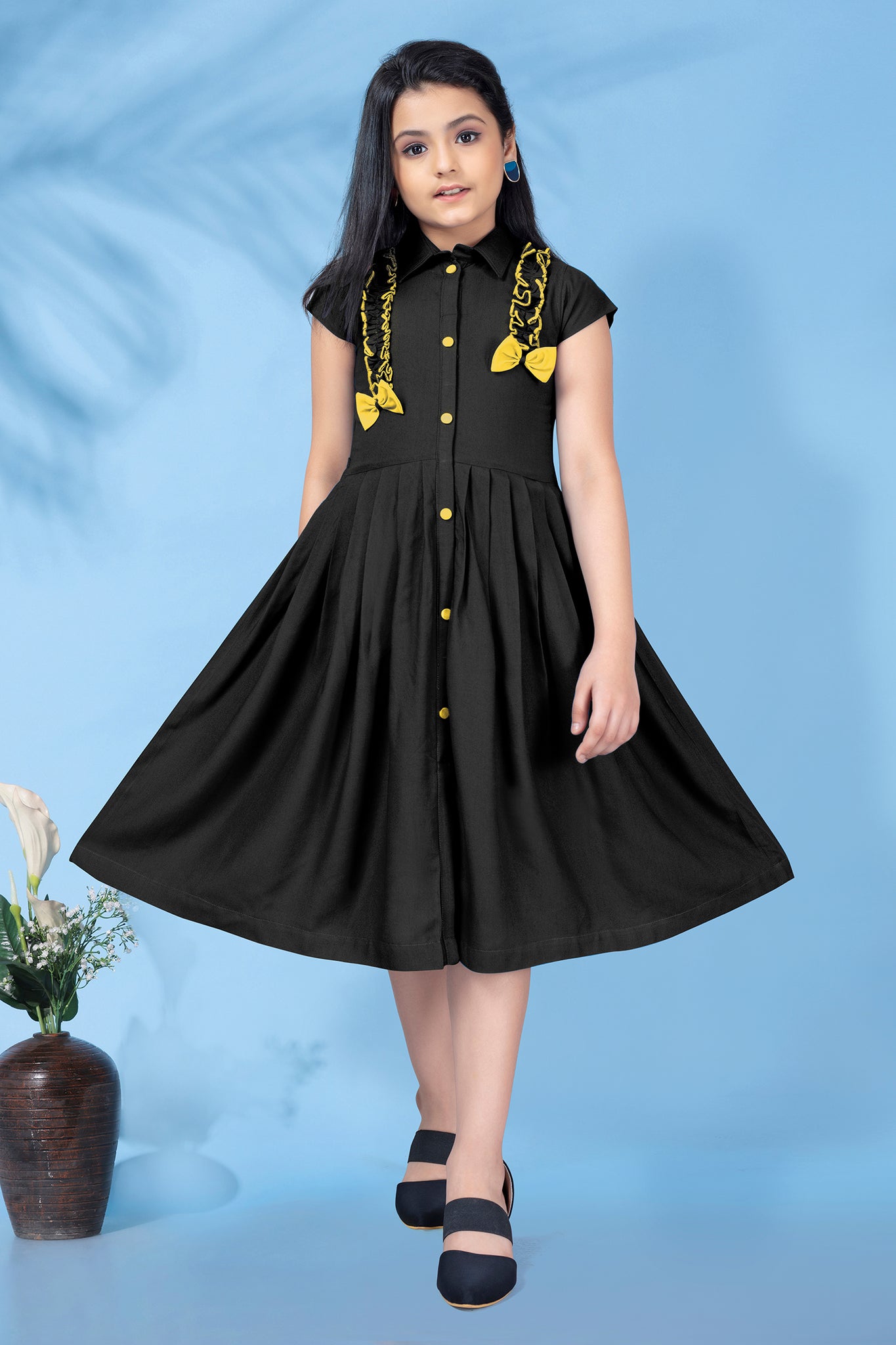 Girls Black Biscuit Cotton Slub Front Fastening Fit And Flare Knee Length Dress