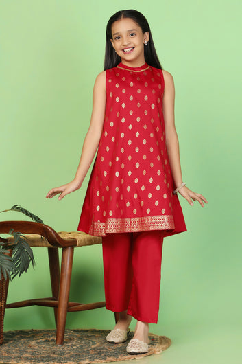 Girl's Red Taffeta Printed Kurta And Trouser Set