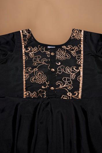 Girl’s Black Taffeta Foil Pattern Top And Solid Sharara Clothing Set