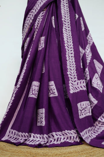 Womens Violet Batik Print Rayon Saree With Unstitched Blouse