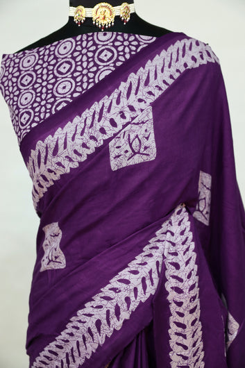 Womens Violet Batik Print Rayon Saree With Unstitched Blouse