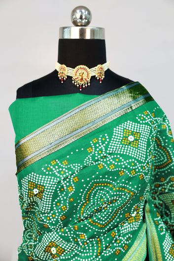 Womens Light Green Bandhani Print Cotton Saree With Unstitched Blouse