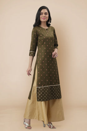 Festival Wear Kurtas: Buy latest styles under Rs.899